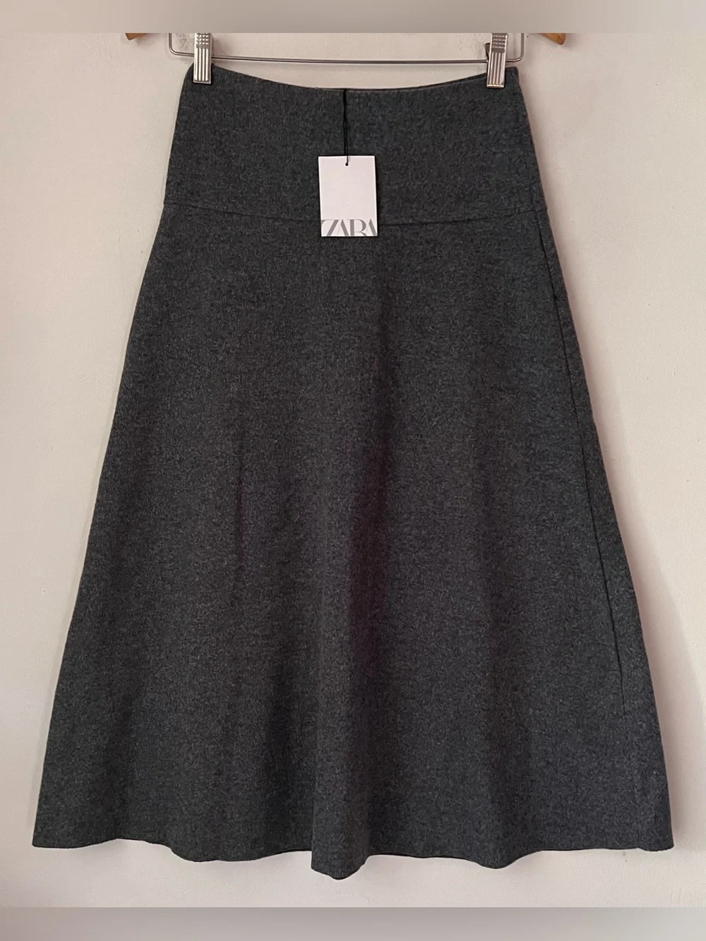 Zara Grey Knit High Waisted A-Line Midi Skirt NWT S